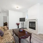 Explore Vancouver From Deluxe 2B/1B Basement