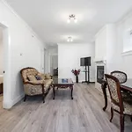 Explore Vancouver From Deluxe 2B/1B Basement