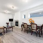 Explore Vancouver From Deluxe 2B/1B Basement