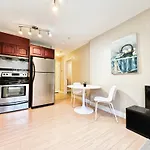 Cozy 1Bedroom Suite Near Downtown