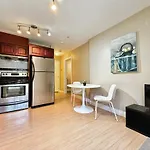Cozy 1Bedroom Suite Near Downtown