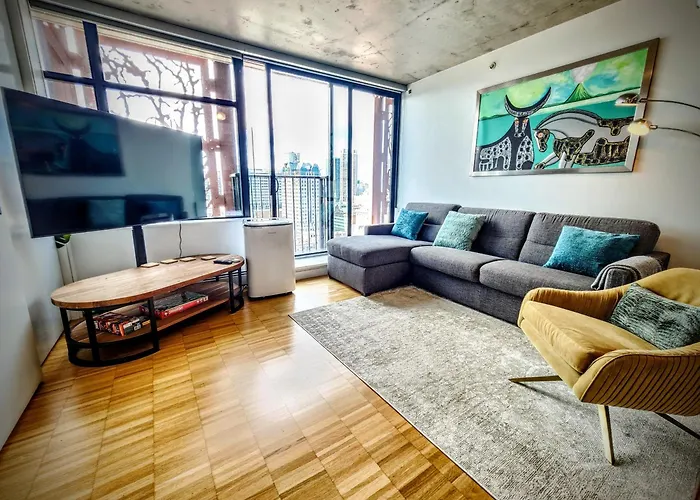 Luxury Downtown Vancouver Suite