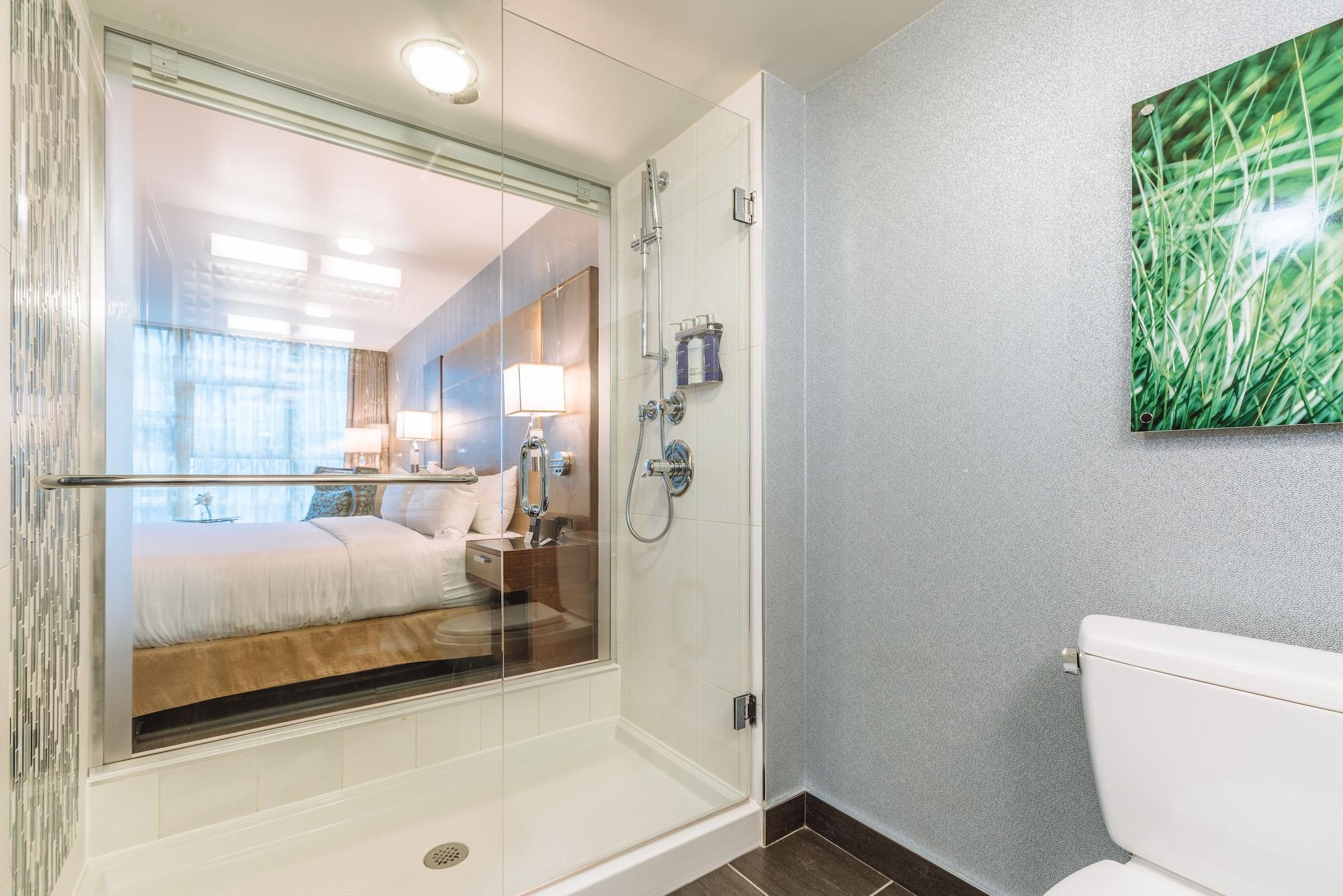 Blu Vancouver