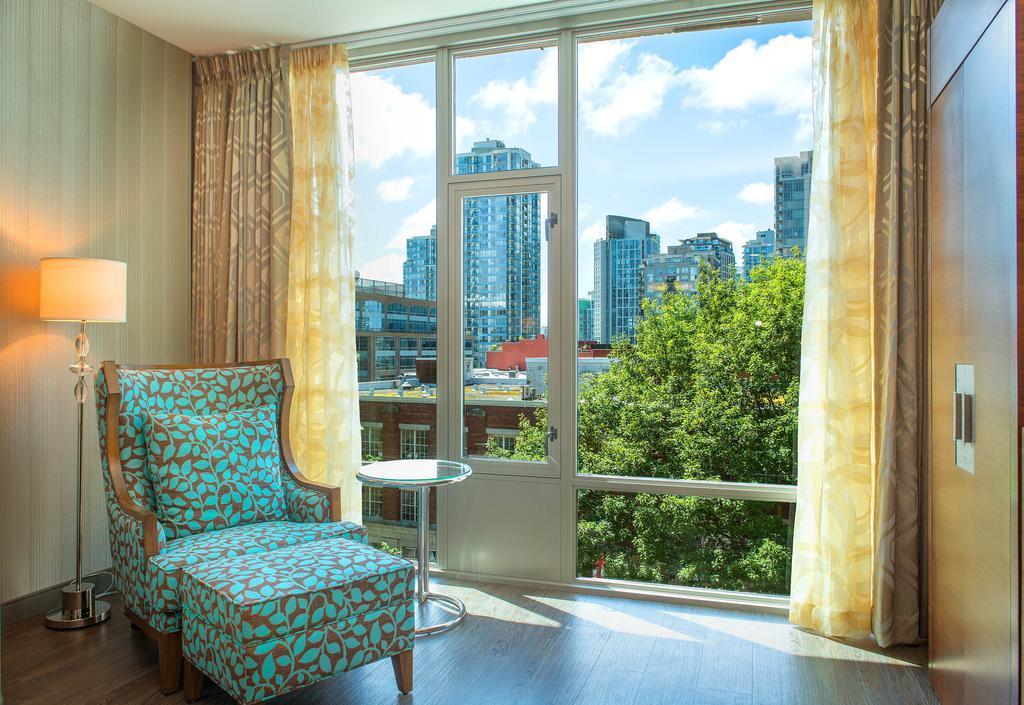 Blu Vancouver