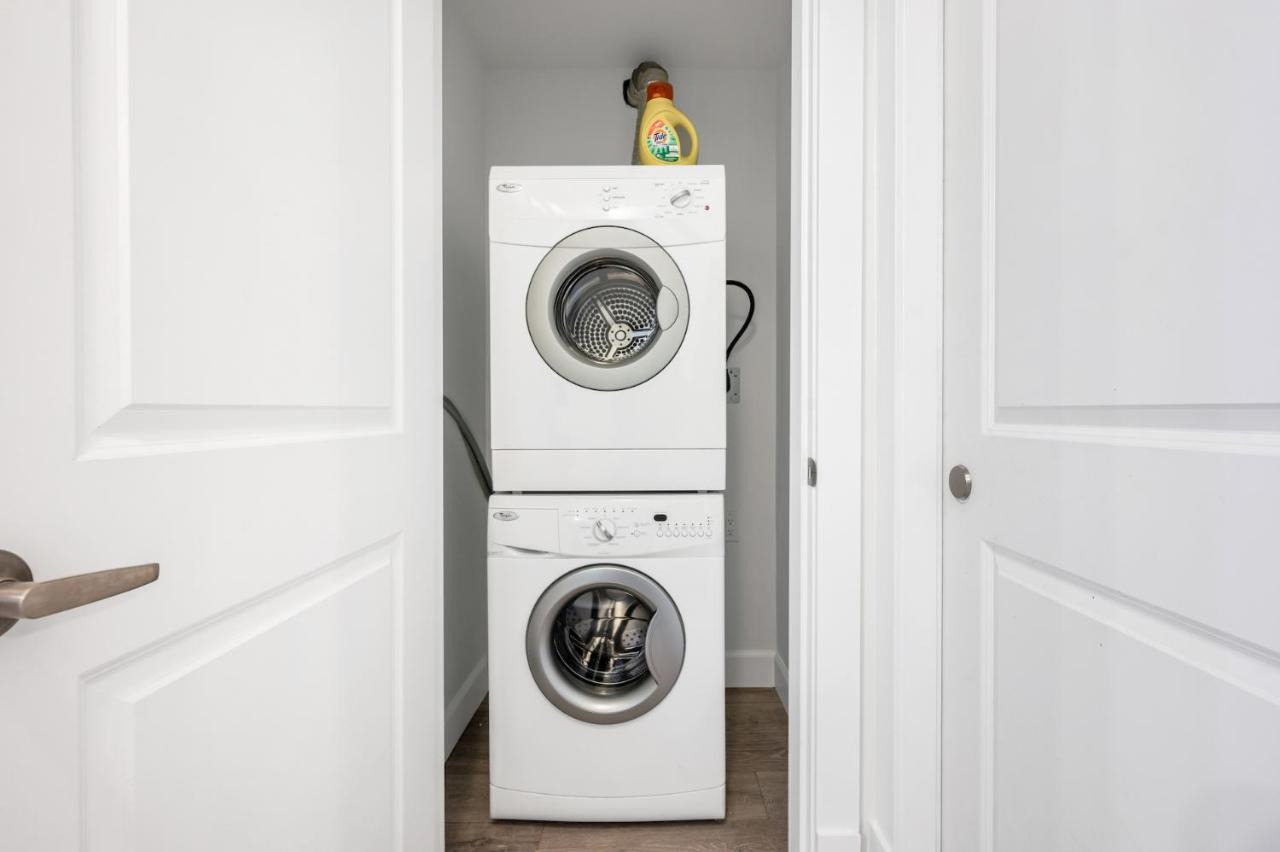 Explore From Deluxe 2b/1b Basement Vancouver