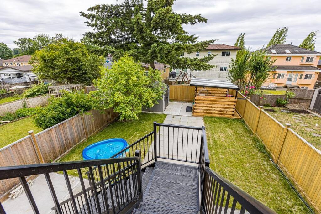 Villa Near Downtown East@ Joyce Skytrain Vancouver
