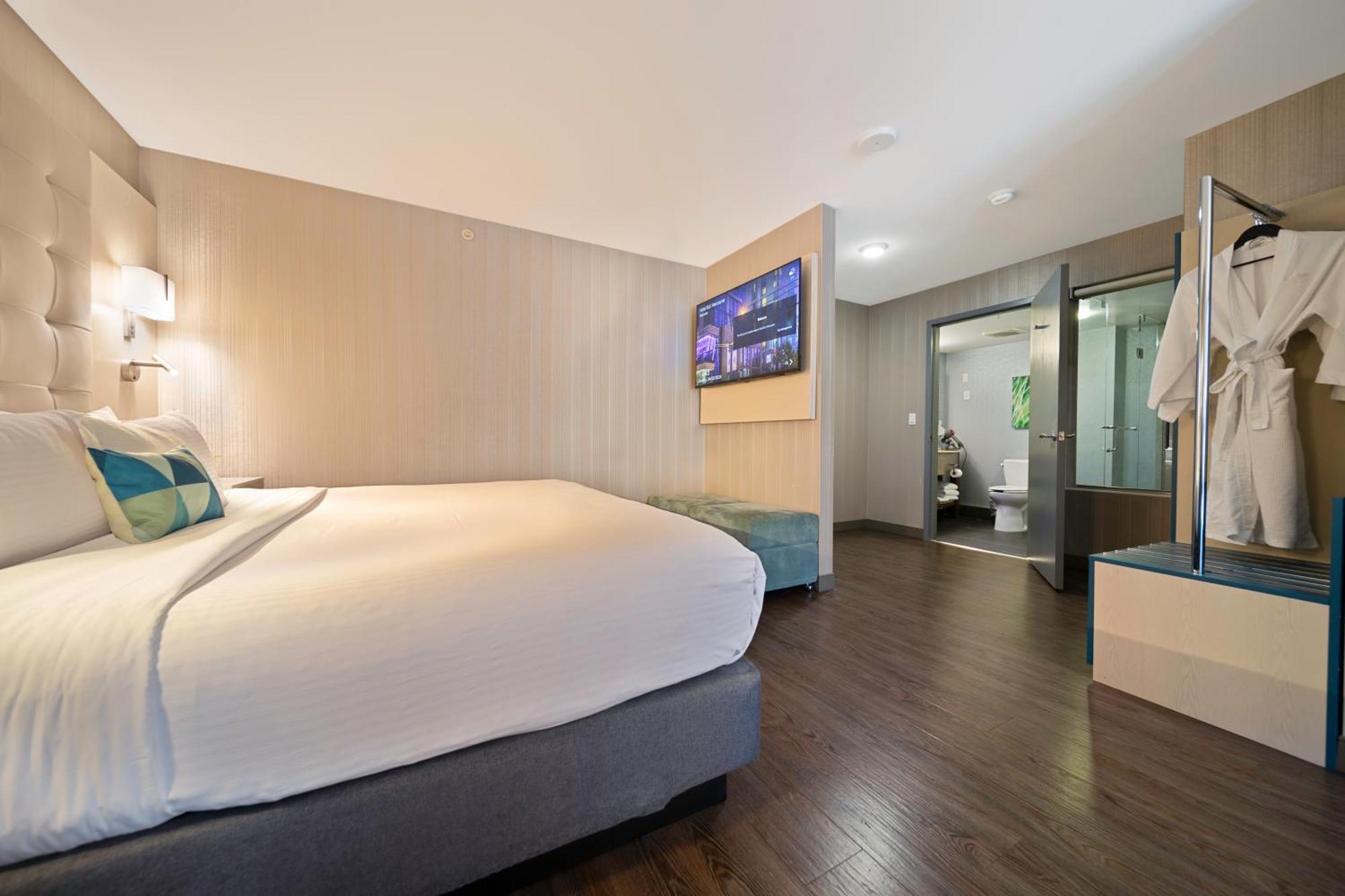 Blu Vancouver