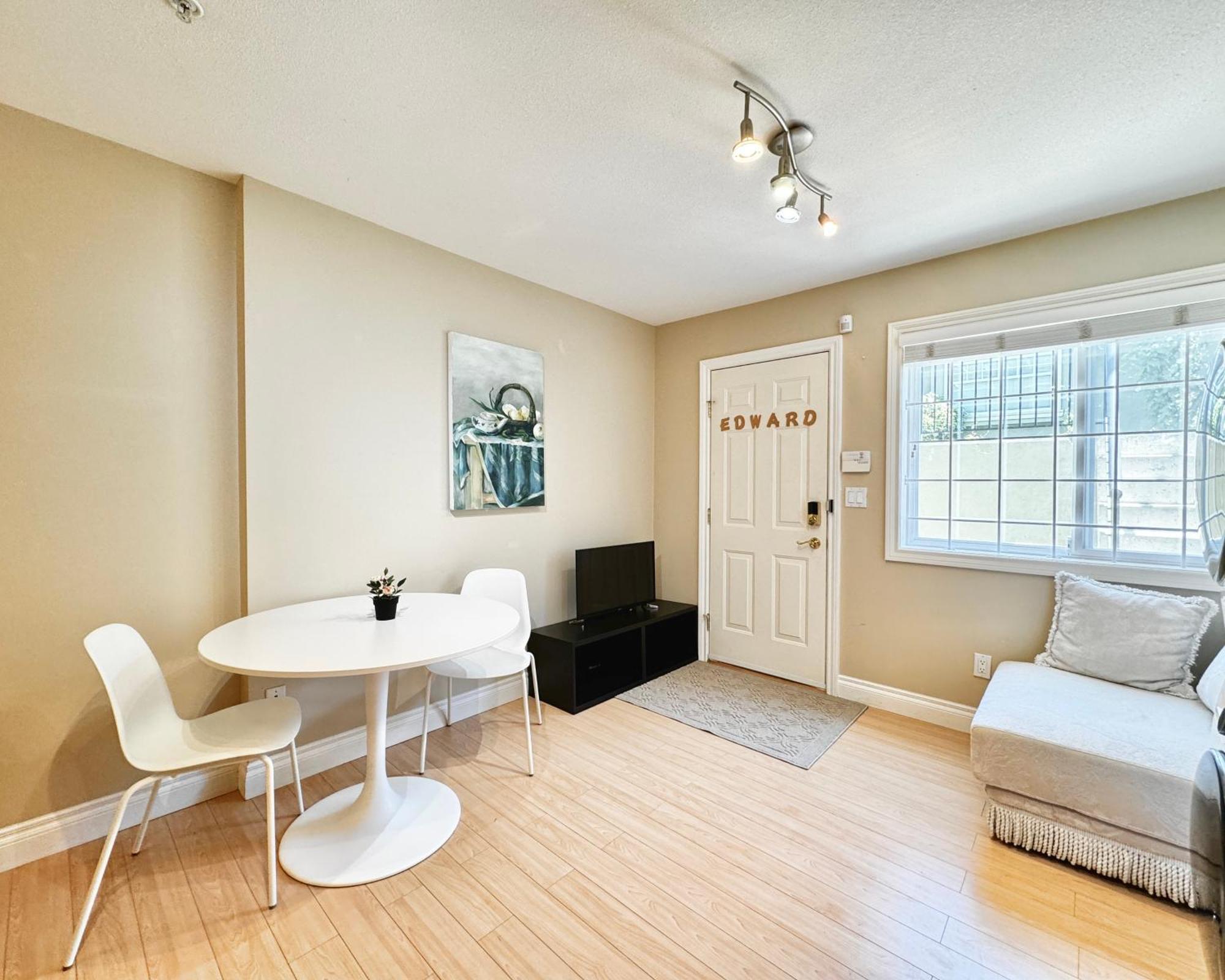 Cozy 1bedroom Near Downtown Vancouver