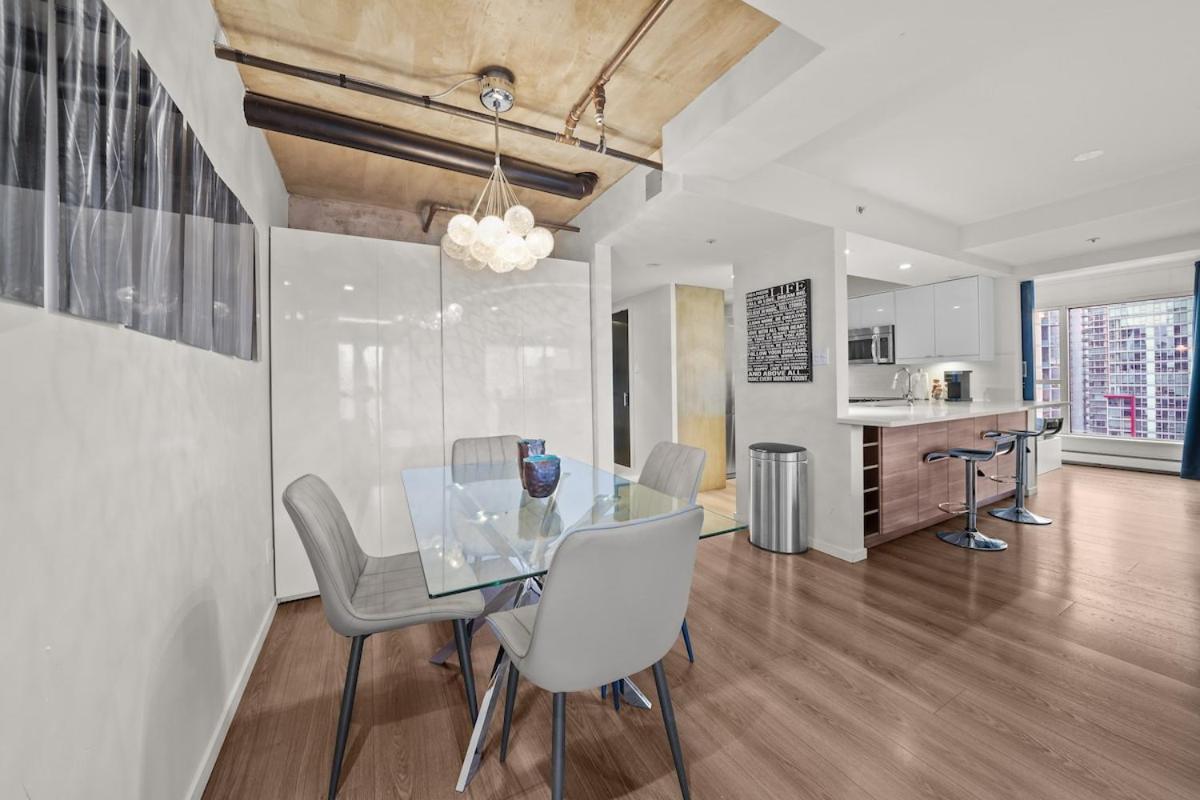 Apartment Beautiful 2 Bed Dt With Free Parking