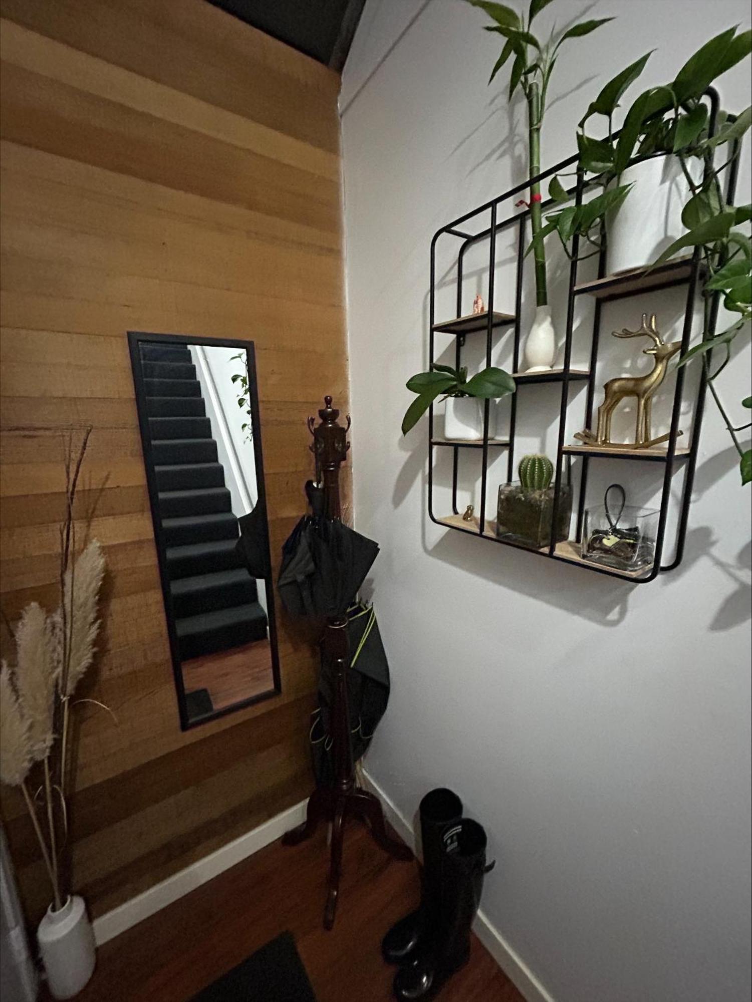 Apartment Fairview