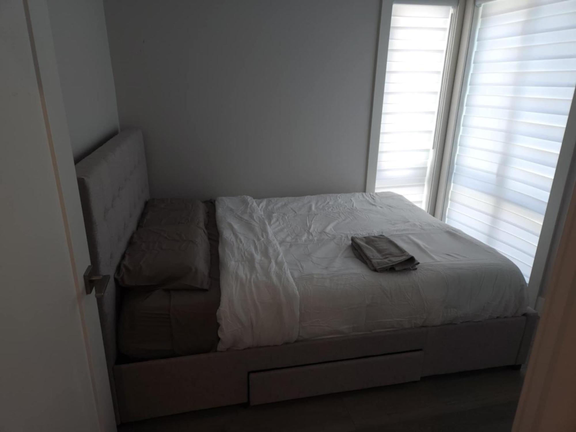 3-premium Oak Street * Vancouver