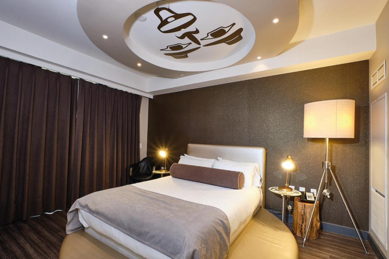 Skwachays Hotel