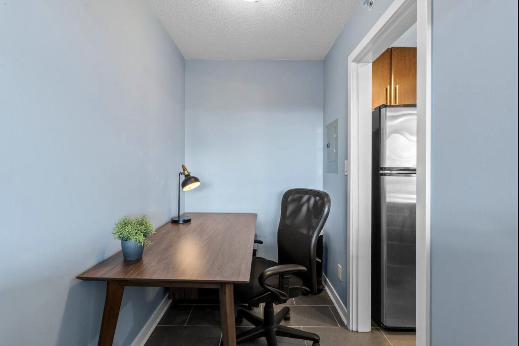 Apartment Spacious 1br&office,views,freeparking,amenities