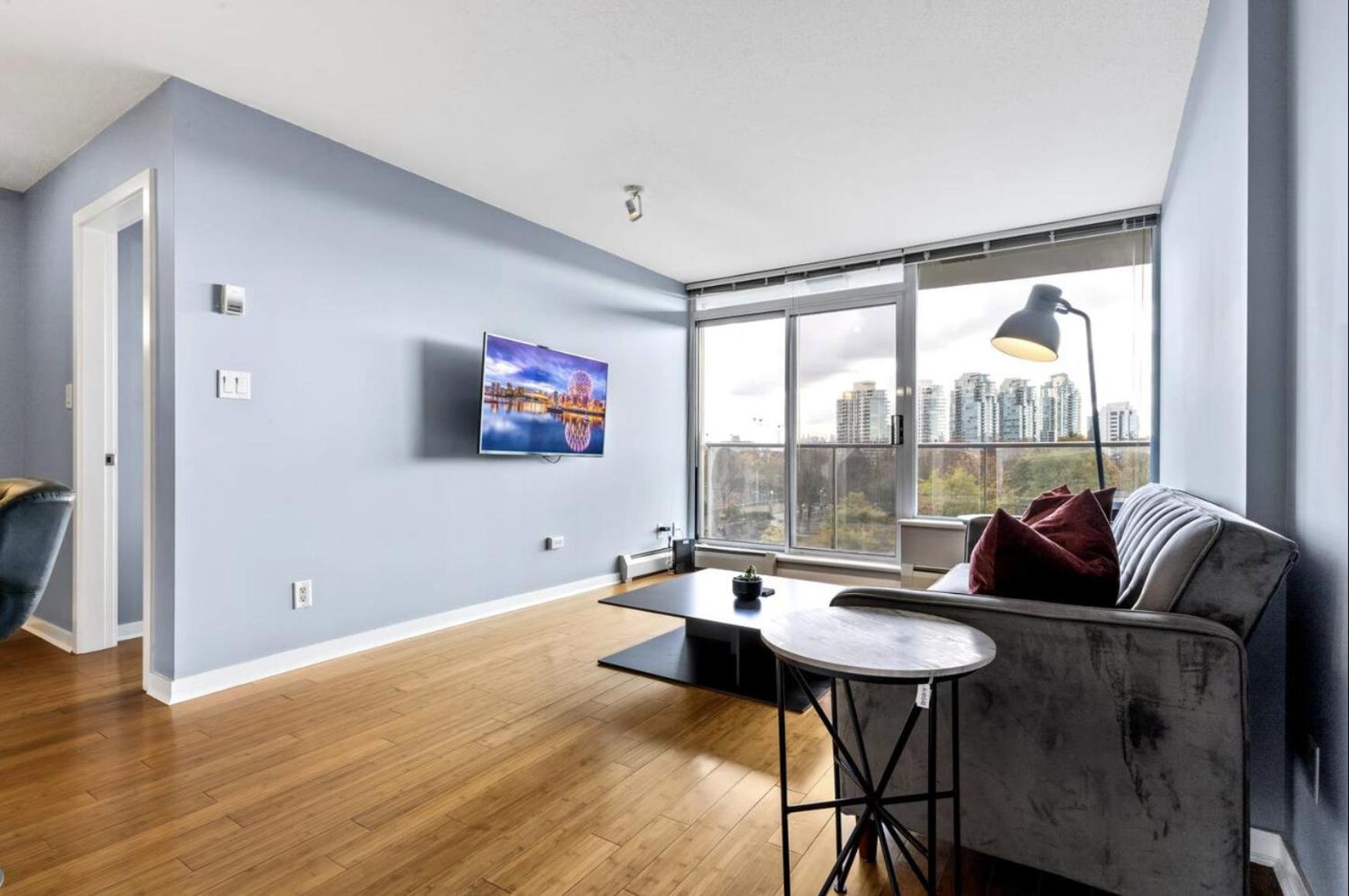 Spacious 1br&office,views,freeparking,amenities Apartment *