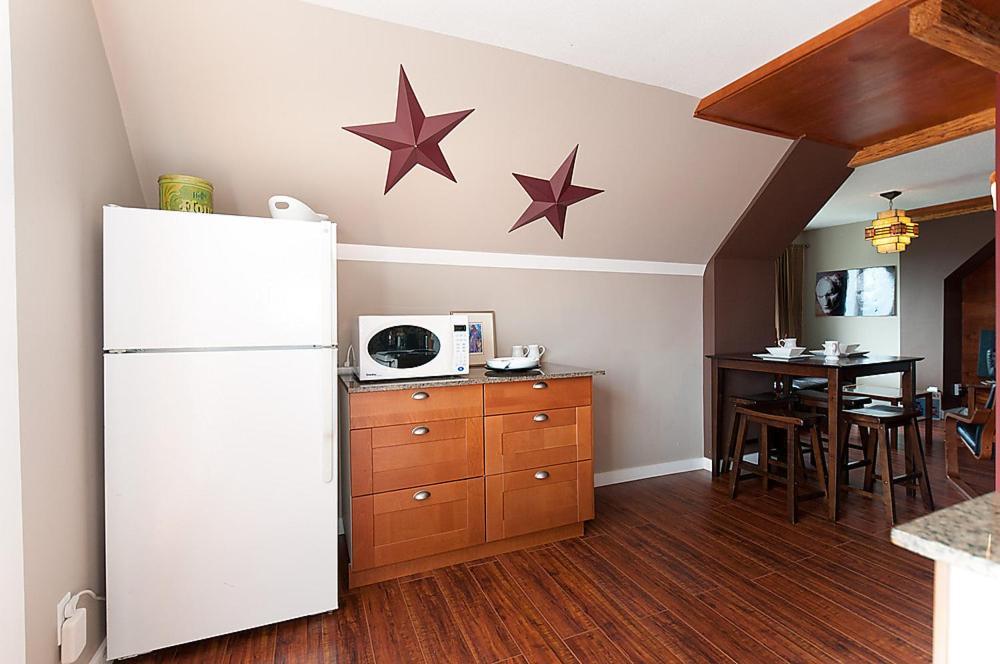 Apartment Commercial Drive