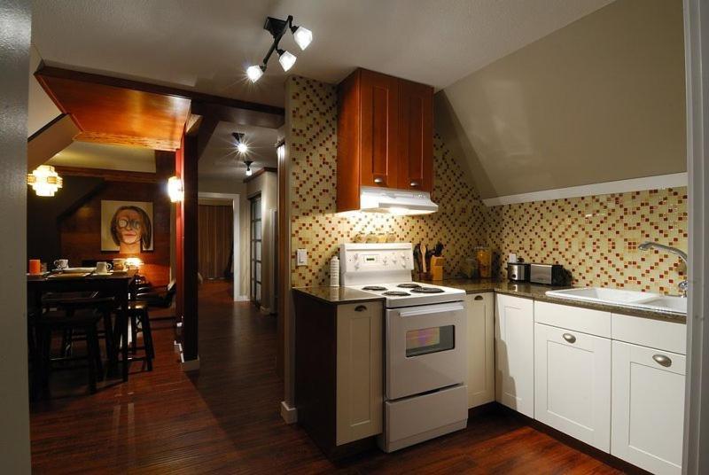 Commercial Drive Apartment Vancouver