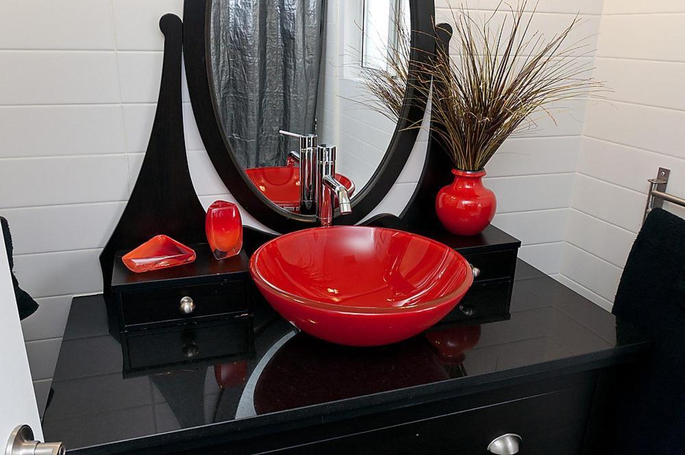 Commercial Drive Apartment Vancouver