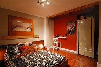 Commercial Drive Apartment *