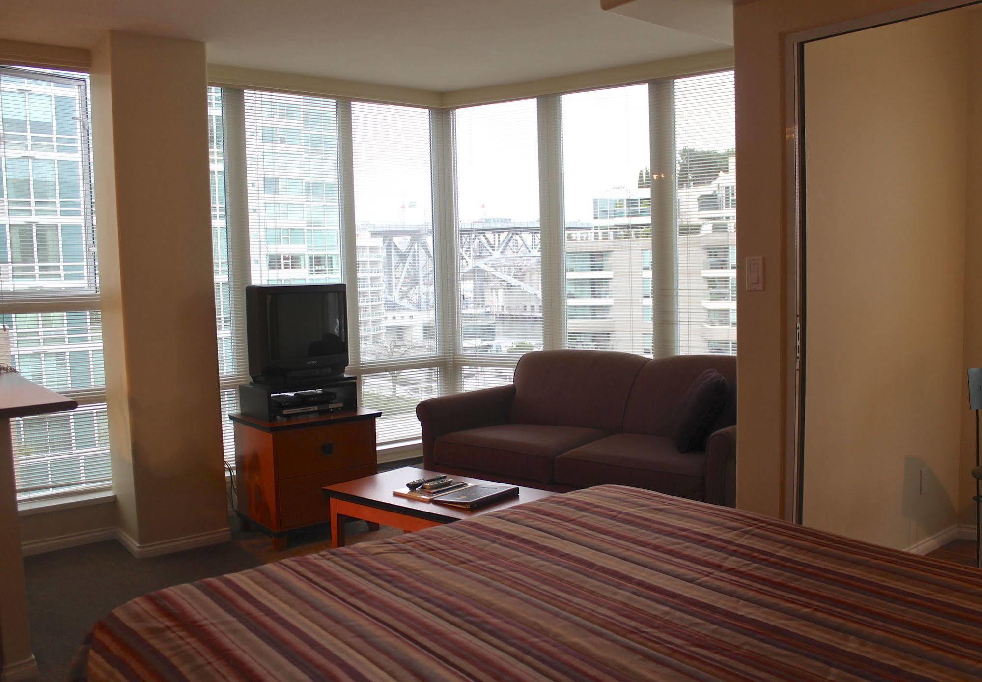 910 Hotel Vancouver