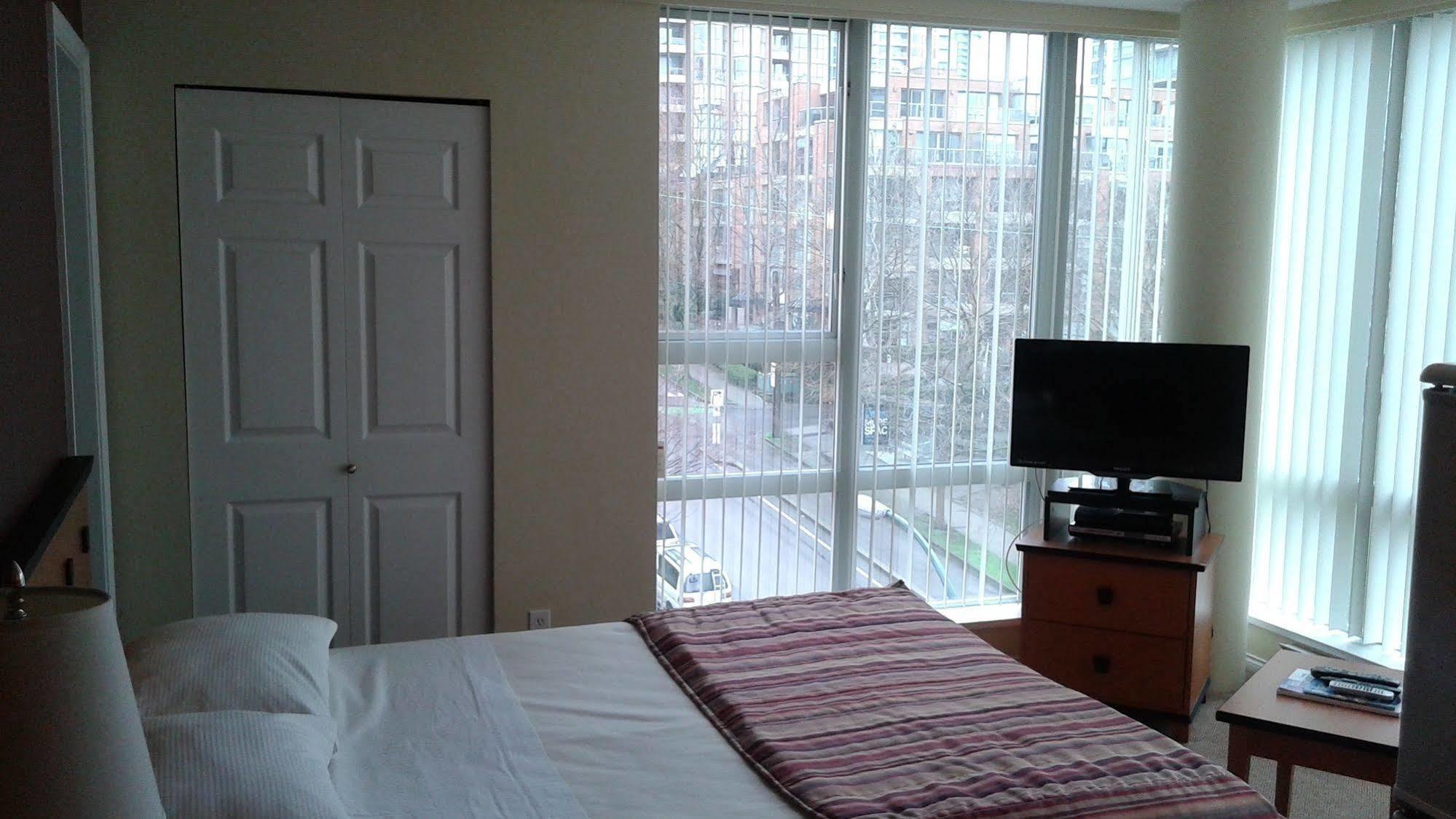 910 Hotel