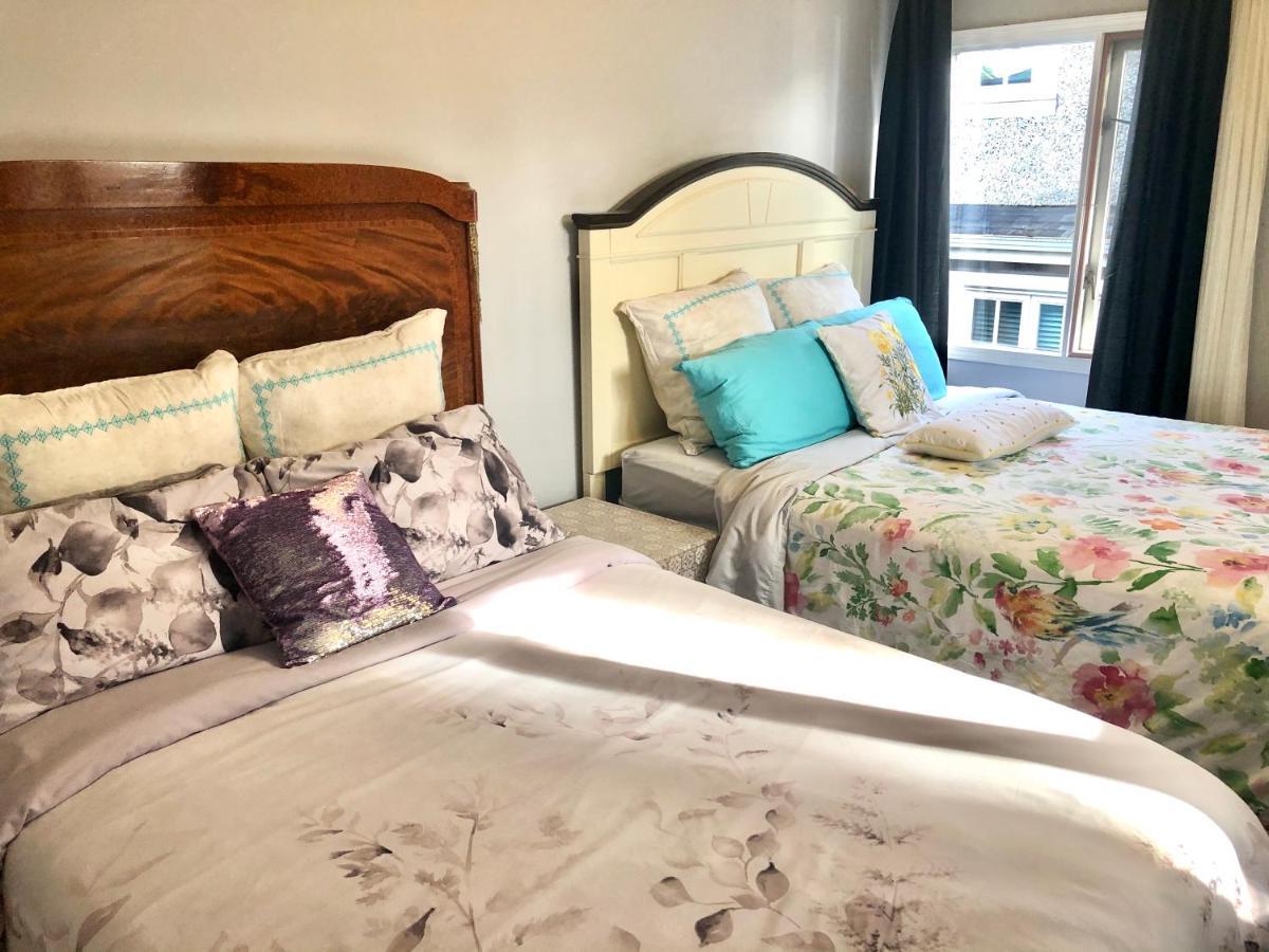 The Sunshine House-free Parking Bed & Breakfast Vancouver