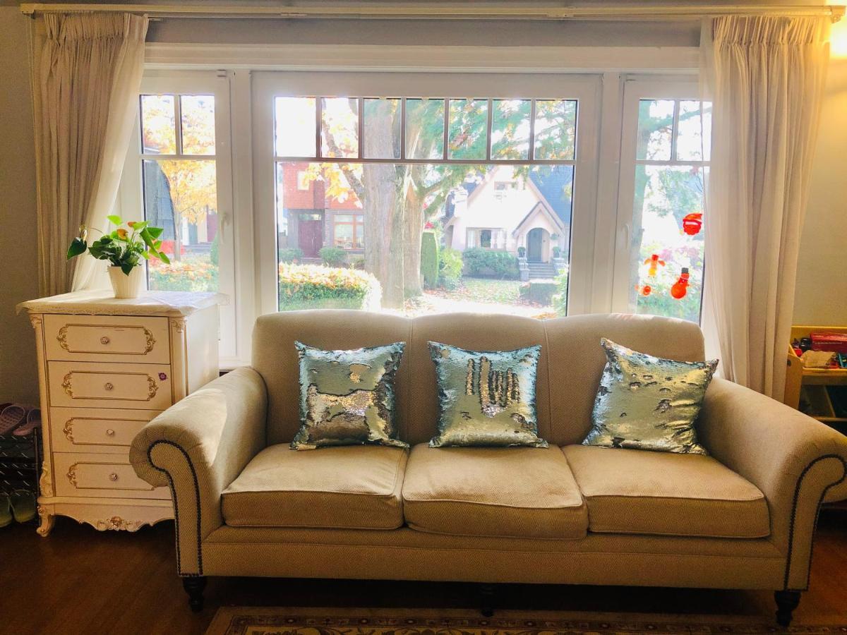 Bed & Breakfast The Sunshine House-free Parking 3*