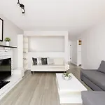 Huge 4 Bedroom Upper Suite