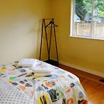 Spacious Home 15Mins To Downtown