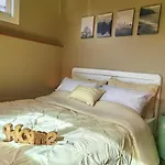Sunny And Cozy Art-House. No Share.