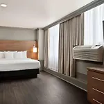 Days Inn by Wyndham Vancouver Downtown