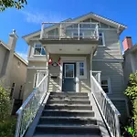 A Nice Room Near Vancouver Downtown And Airport