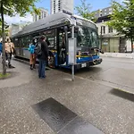 Top Floor Unit On Granville Strip Yaletown Area