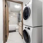 Private 2Bd Basement Suite In Vancouver Westside