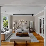 The Vancouver Heritage Home - Mount Pleasant