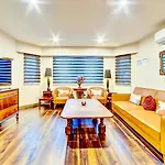 Neocolonial Nouveau Kensington Vacation Home