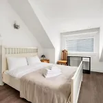 Cozy 2Br Retreat In Vancouver