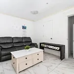 Cozy 2Br Retreat In Vancouver