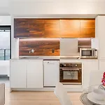 Downtown Gem Renovated 2 Bedroom Apartment