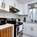 Home Away From Home-Hillcrest, Queen Elizabeth Park