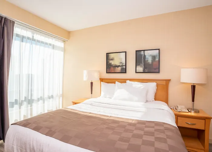 Landis Hotel And Suites