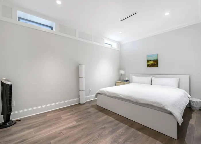 Elegant 2Bd Bastment Room In Van