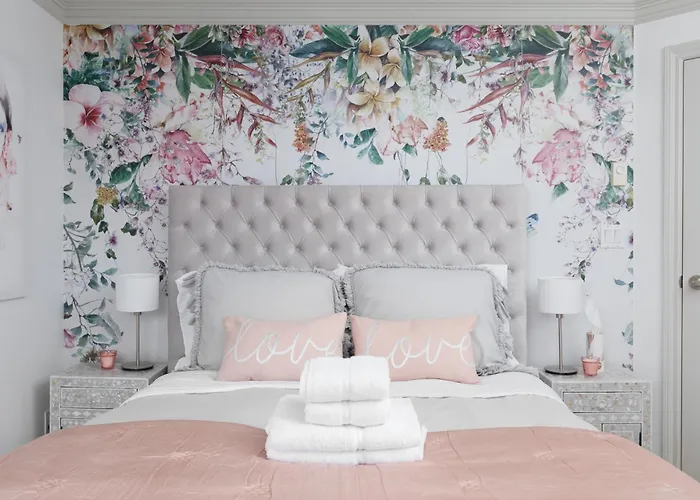 Boutique Beach Apartment