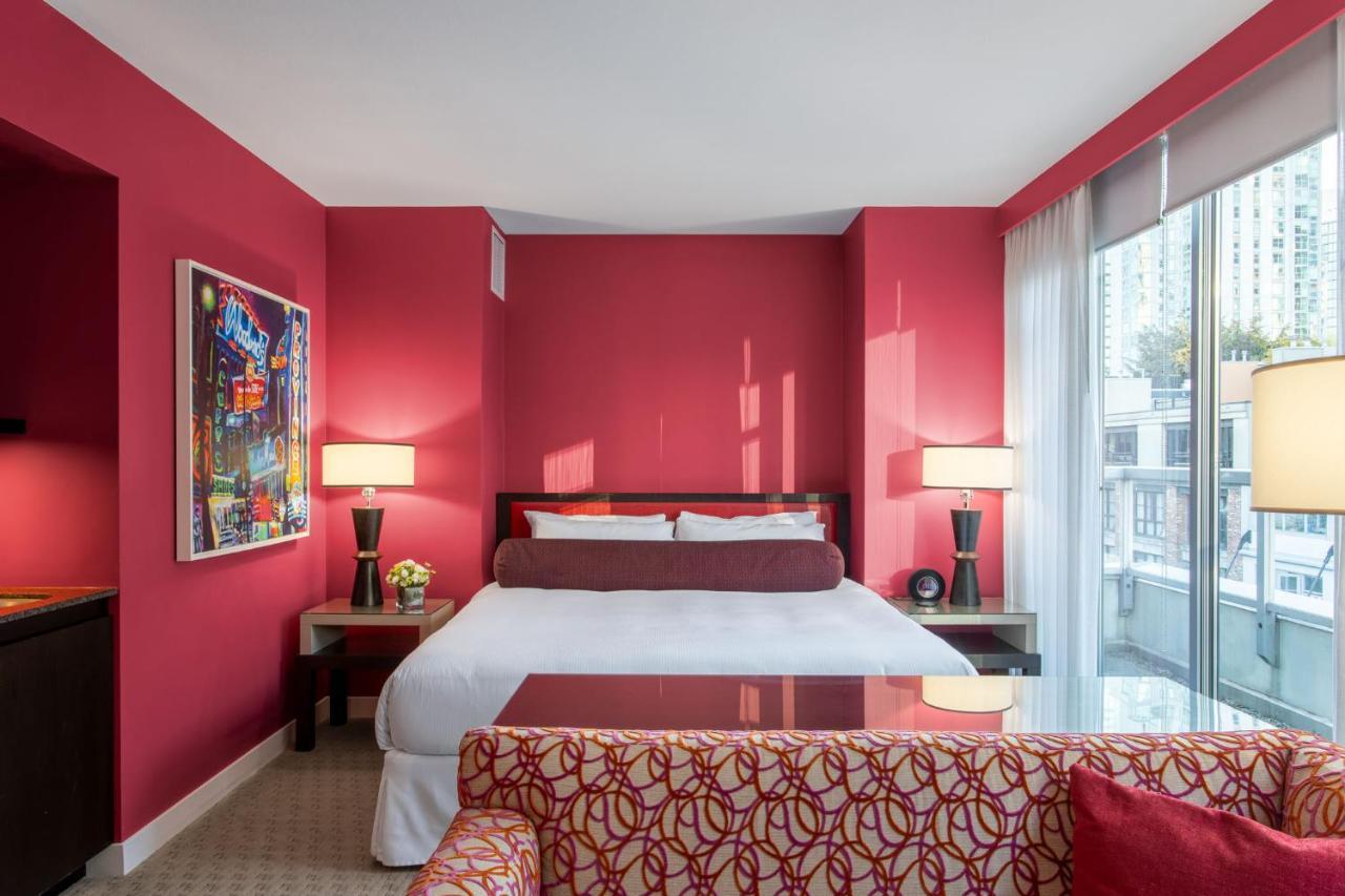 Opus Hotel