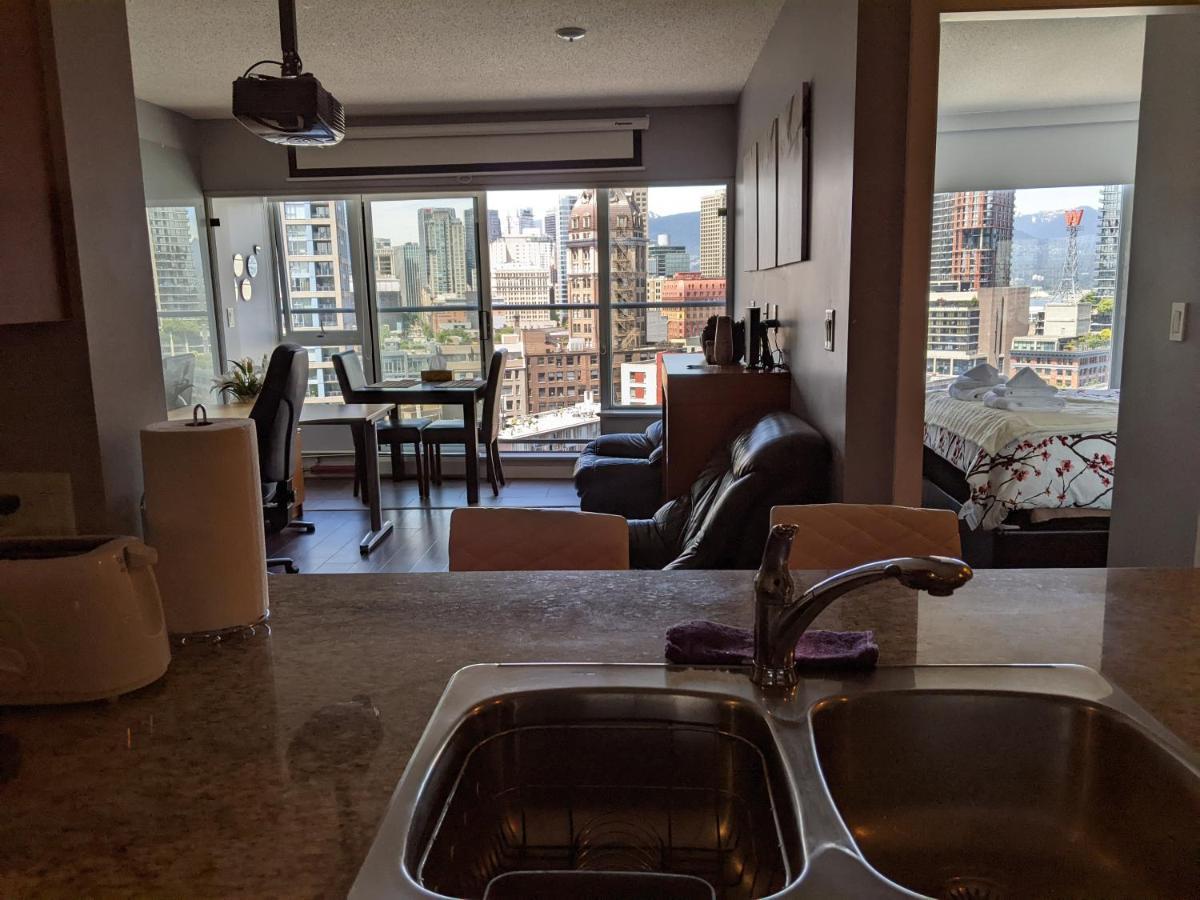 Downtown Apartment