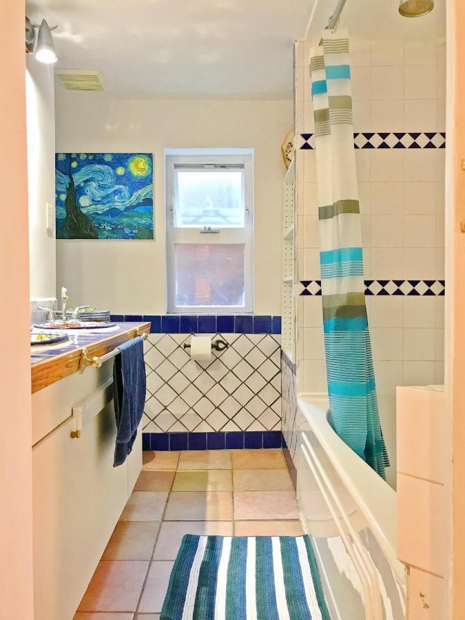 Heart Of Kitsilano Area,5 Mins Walk To Kits Beach,no Share With Other People *