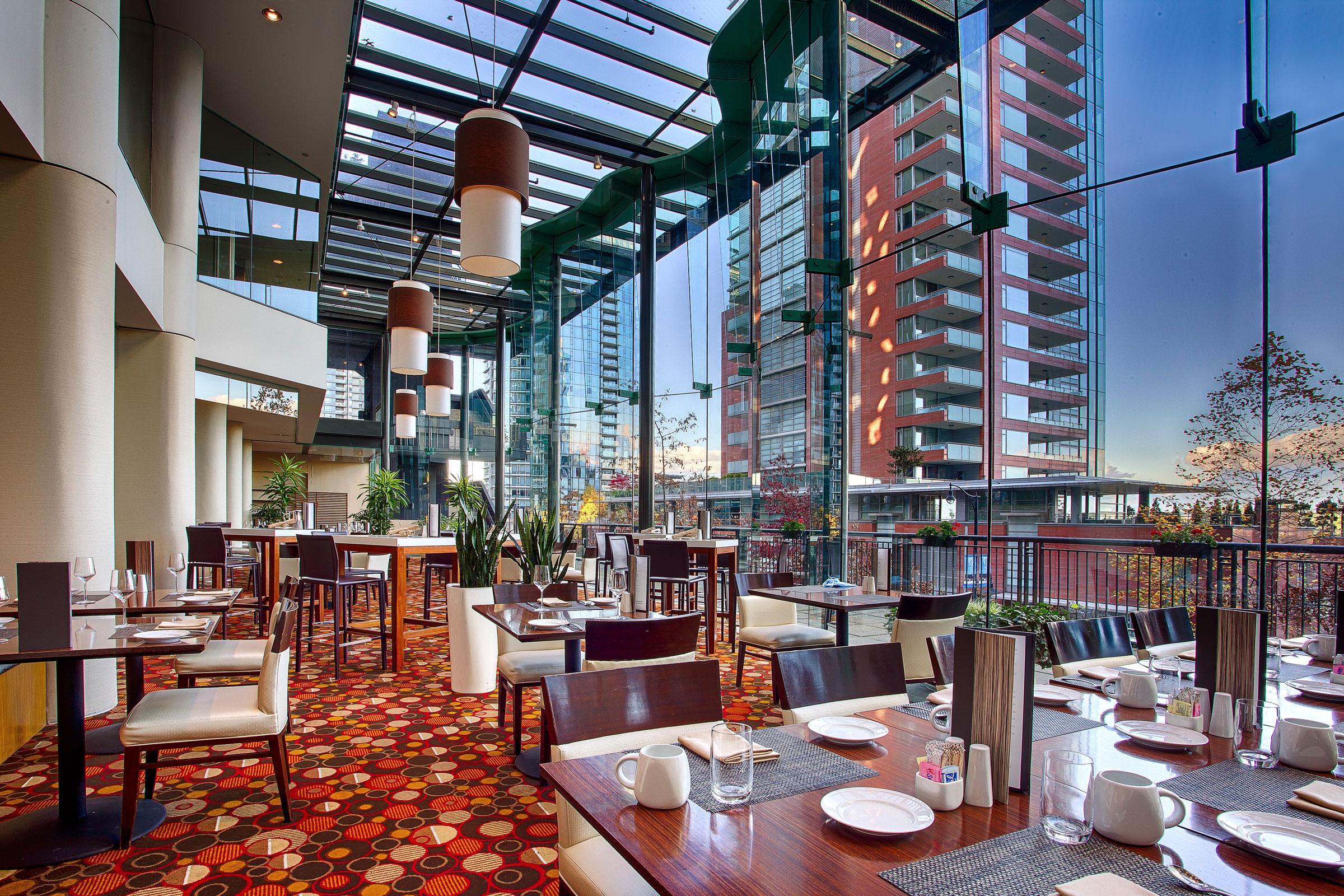 Pinnacle Harbourfront Hotel 4*