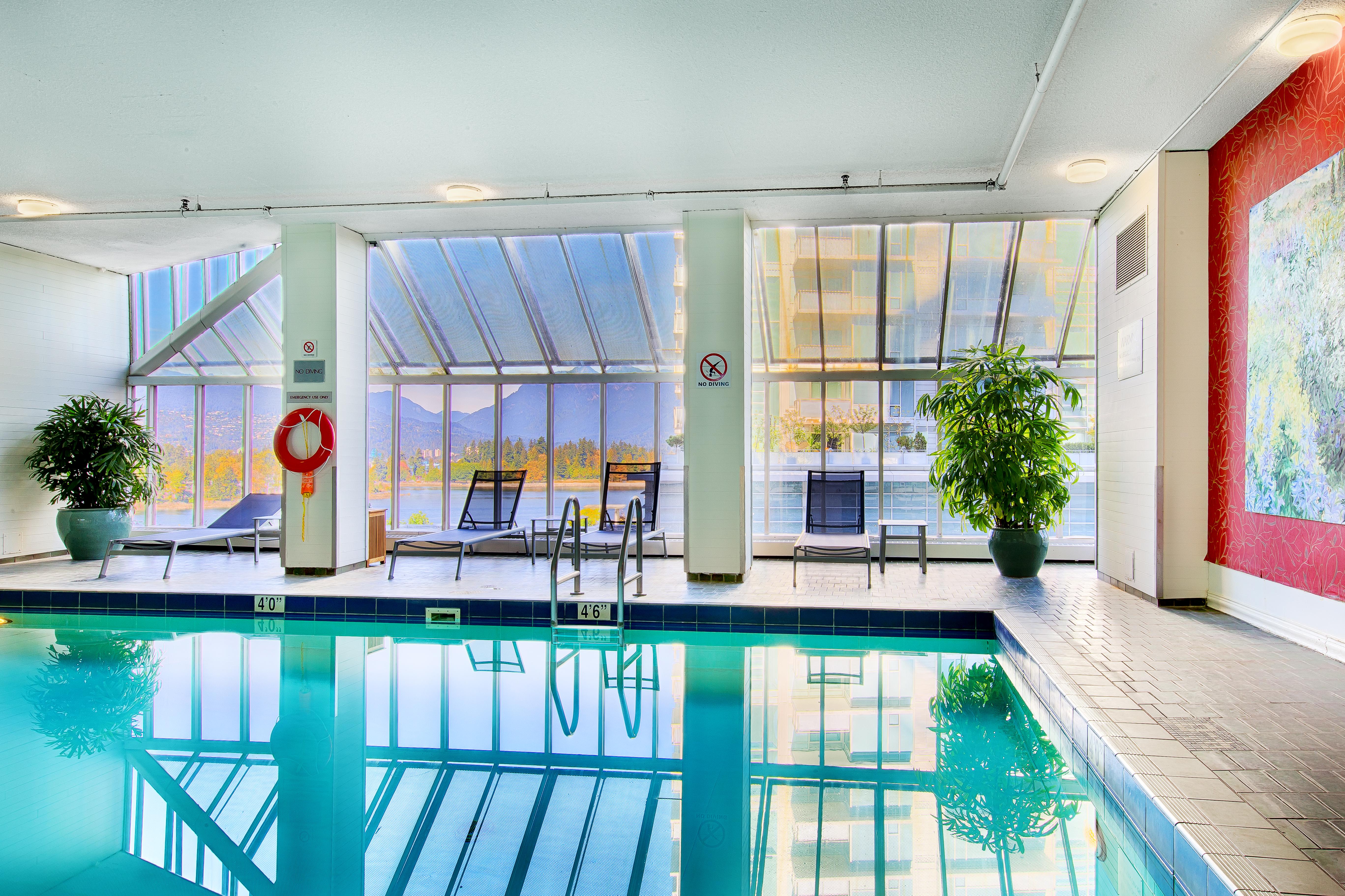 Pinnacle Harbourfront Hotel