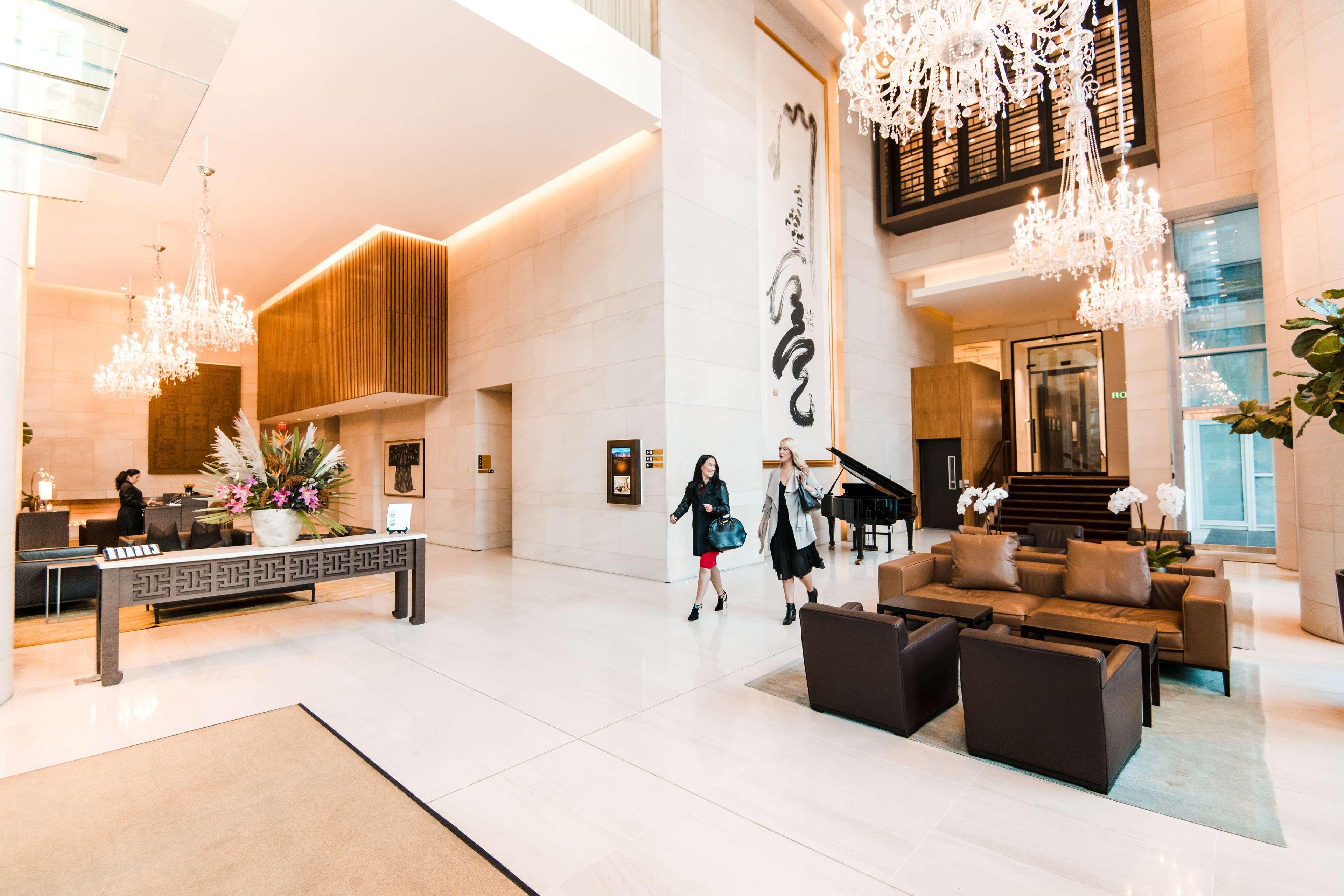 Shangri-la Hotel Vancouver
