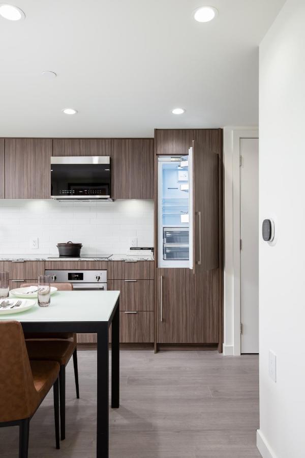 Hotel Level Downtown - Howe Vancouver