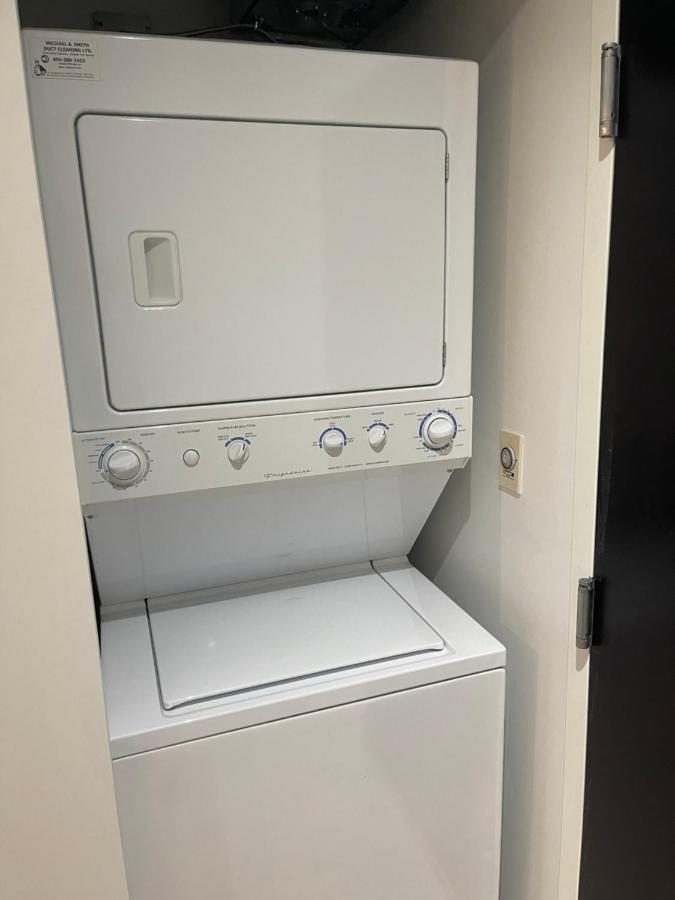 Downtown 1 Bedroom *